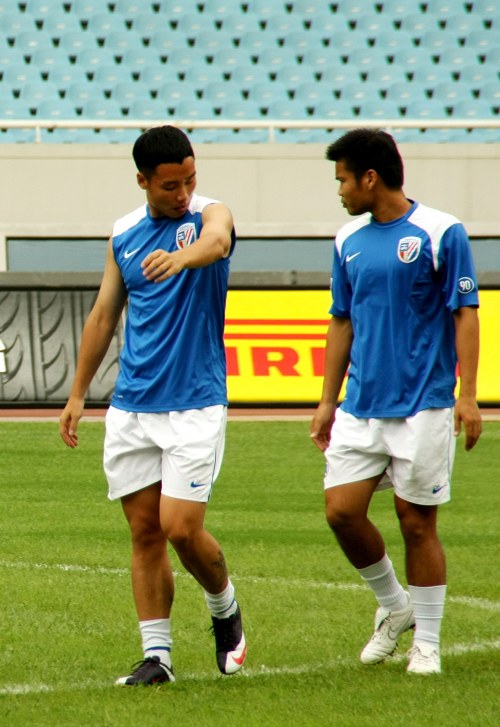 择一向克制 择一向克制